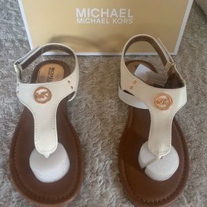 Mk sandals
